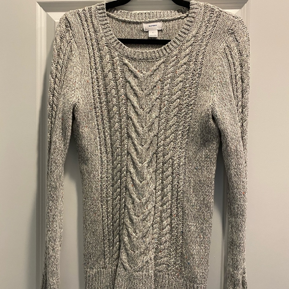 Old Navy sweater